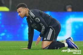 Editorial workflow and linking